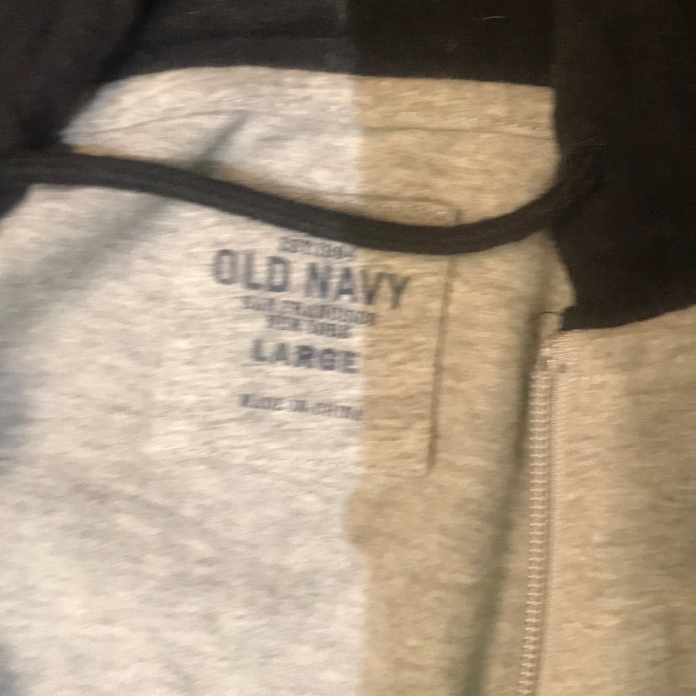 Zip up - Picture 2 of 3